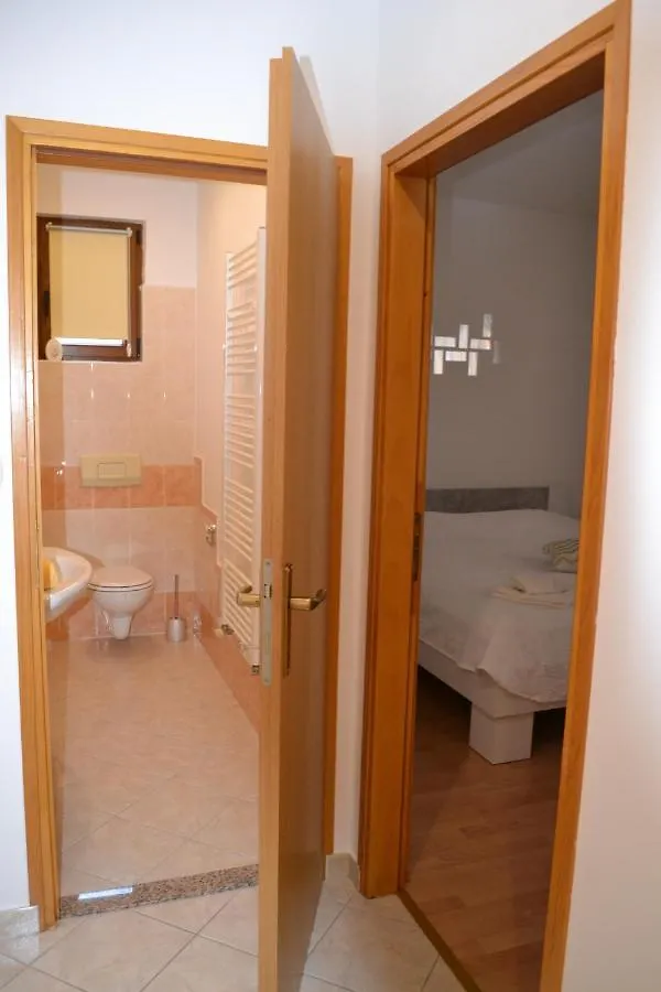 Appartamento Apartman Doli Nedeščina