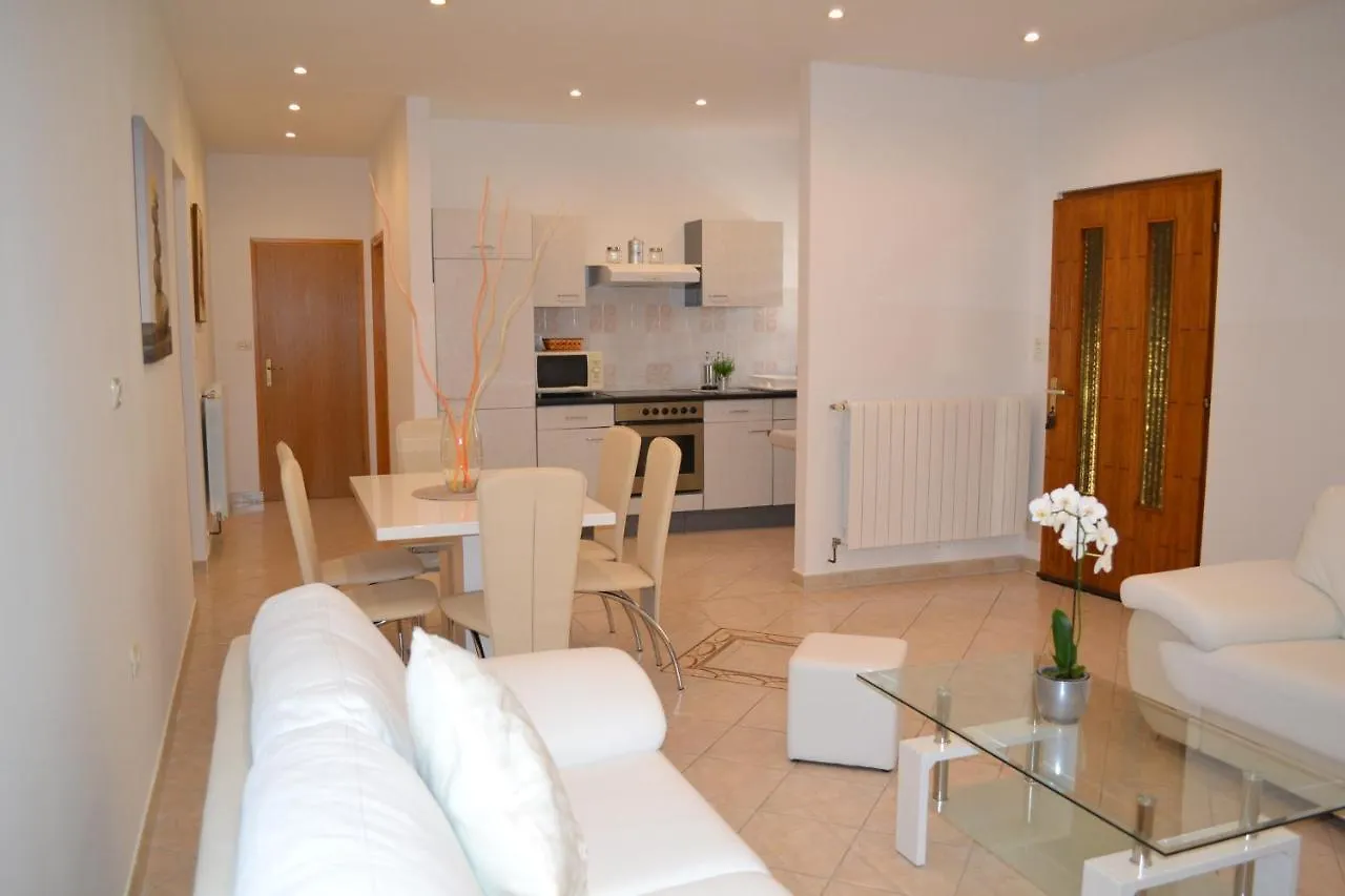 Appartamento Apartman Doli Nedeščina Croazia