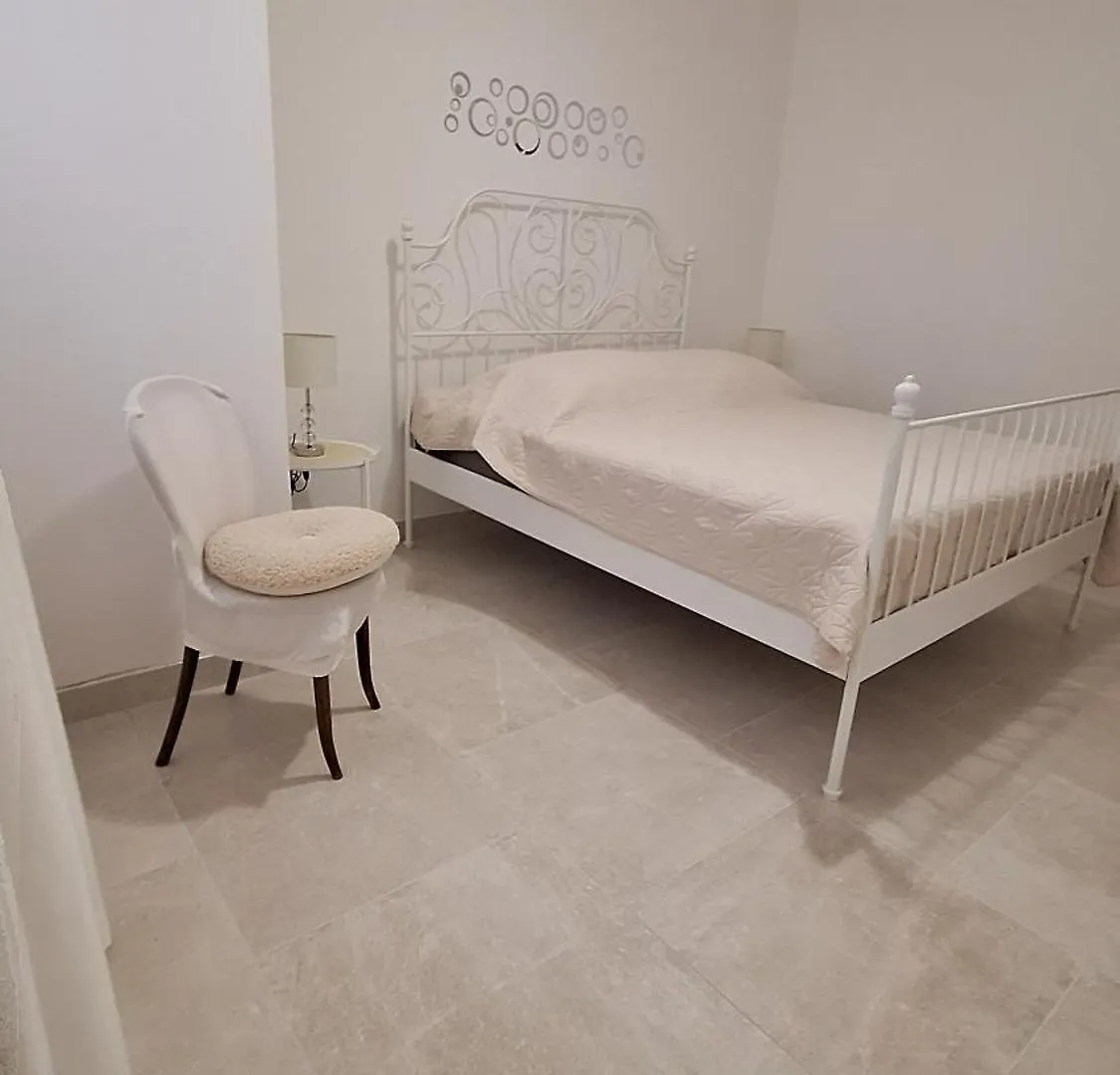 Apartman Doli Nedeščina 0*,  Croazia